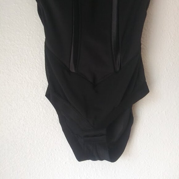 Maidenform women's size 34B black shapewear - Picture 3 of 13